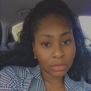 Meet your Posher, Amber